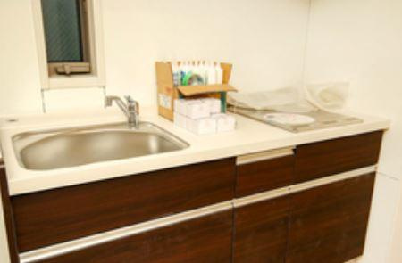 川崎市多摩区生田６丁目のアパートのキッチン
