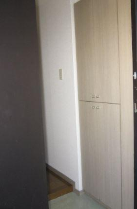 川崎市多摩区菅馬場２丁目の賃貸マンションの玄関