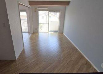 アミニティーミシマビルの居間・リビング