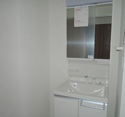 川崎市多摩区菅北浦２丁目の賃貸マンションの洗面所