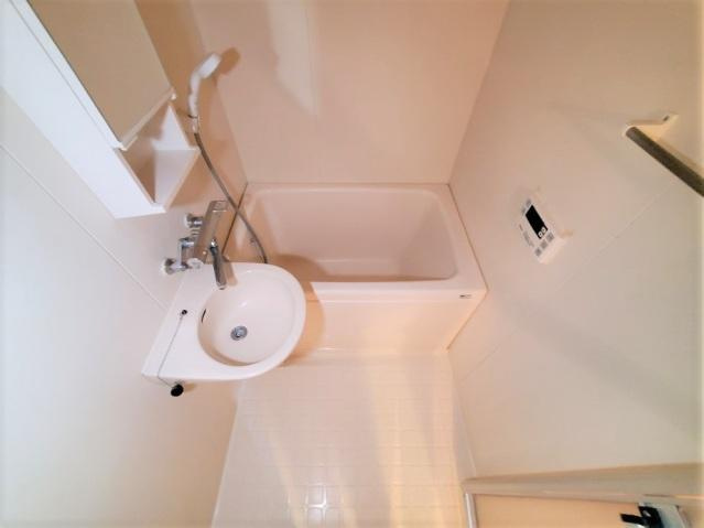 川崎市多摩区東生田１丁目の賃貸マンションの浴室