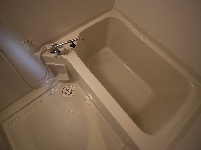 川崎市多摩区長尾４丁目の賃貸マンションの浴室