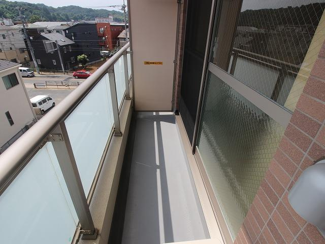 川崎市多摩区長尾４丁目の賃貸マンションのバルコニー