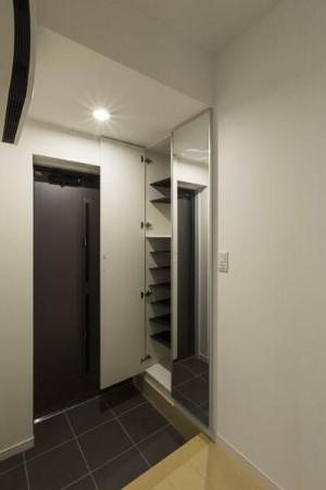 川崎市多摩区登戸の賃貸マンションの玄関