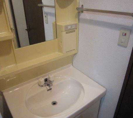 川崎市多摩区枡形２丁目の賃貸マンションの洗面所