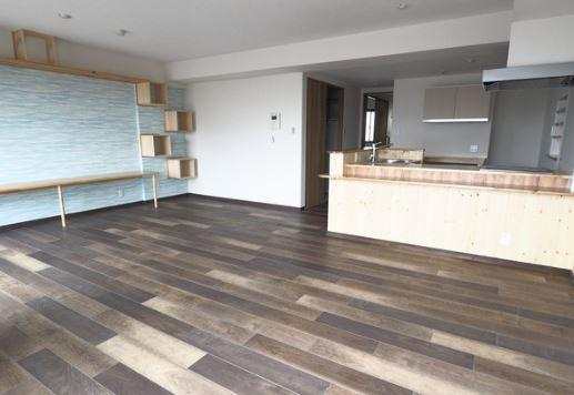 川崎市多摩区中野島４丁目の賃貸マンションの居間・リビング