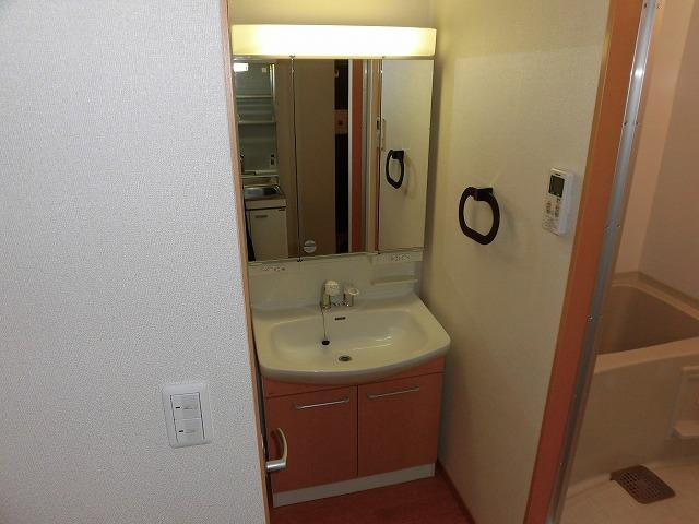 N（エヌ）の洗面所