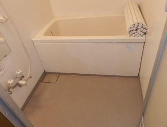 メイプル中野島の浴室