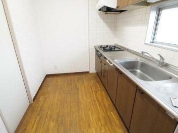 川崎市多摩区中野島３丁目の賃貸マンションのキッチン