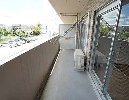 川崎市多摩区中野島３丁目の賃貸マンションのバルコニー