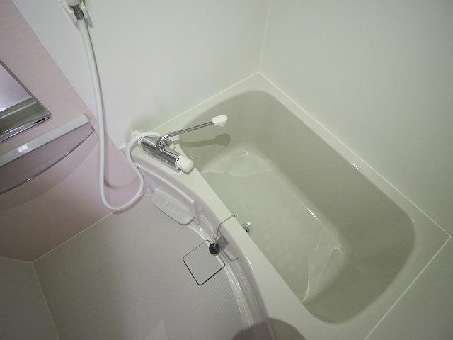 リブリ・アクア・ルームの浴室