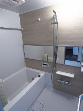 川崎市多摩区中野島４丁目の賃貸マンションの浴室