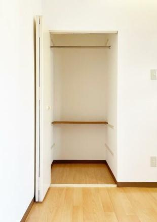 川崎市多摩区中野島３丁目の賃貸マンションの収納
