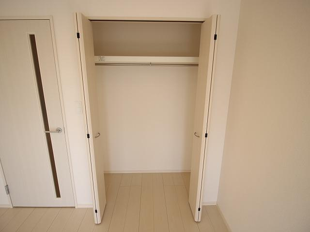 リブリ・クリスタ中野島の収納