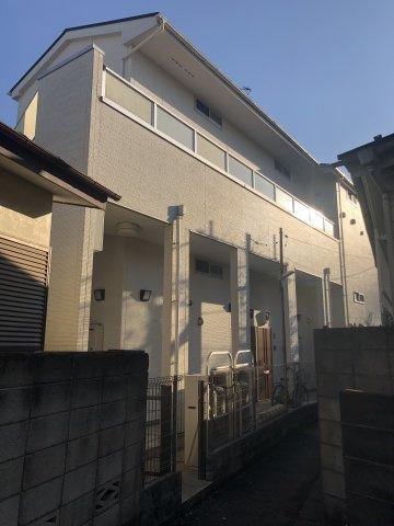 川崎市多摩区菅城下のアパート