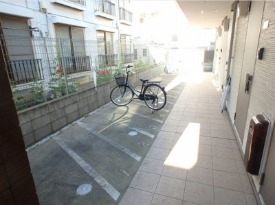 【駐車場】 | エルスタンザ平和台　13757 | 敷地内に自転車置き場があります(^^)/