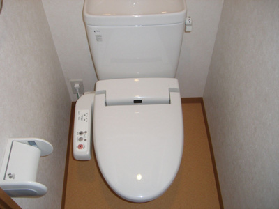 【トイレ】 | ビアード千早 | 別号室の写真になります。現況優先。