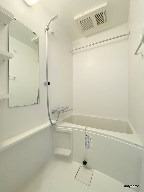 アドバンス大阪フルーヴ　仲介手数料無料の浴室