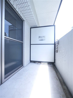 【バルコニー】 | アイセレブ天神東 | 別号室の写真になります。現況優先。
