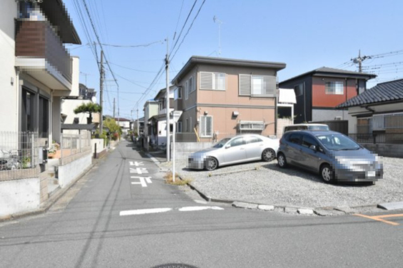 桶川市大字下日出谷　売地の前面道路含む現地写真