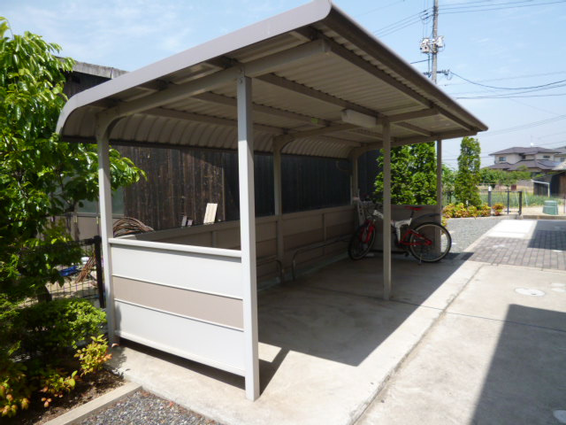 倉敷市連島町鶴新田のアパートのその他共用部分|駐輪場