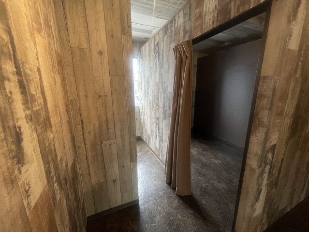 【内装】 | サツキプラザ | 正面右手2部屋