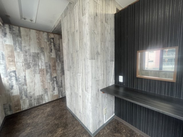 【内装】 | サツキプラザ | 正面右奥区画