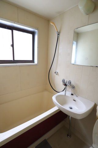 第二吉野ハイムの浴室