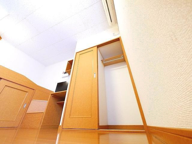 レオパレス伏見Ⅱの収納|十分な収納スペースがあります