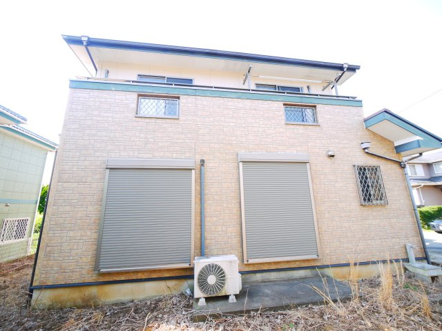 八街市希望ヶ丘　中古戸建の外観|平成17年9月築 ３LDK 駐車2台可能 玄関ホール吹き抜け オール電化 公営水道