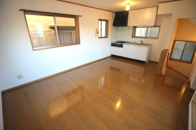 【居間・リビング】 | 鶴瀬西三丁目戸建