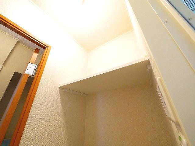 レオパレス伏見Ⅱの収納|こまごまとしたものを収納できそうですね