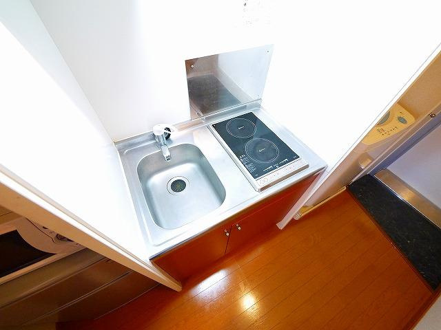 レオパレス伏見Ⅱのキッチン|使いやすいキッチンです