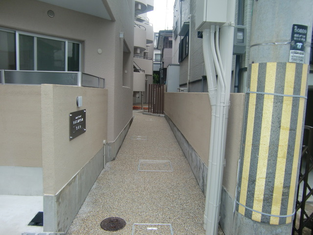 アプリーレ御影のエントランス