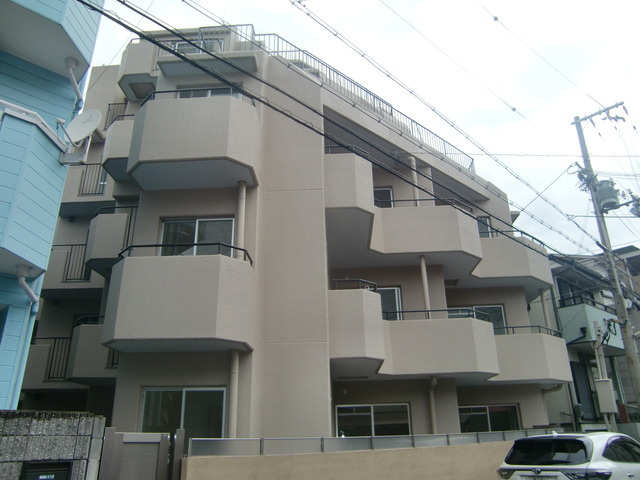 アプリーレ御影の外観