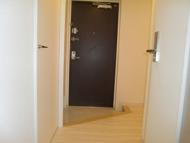 アプリーレ御影の玄関