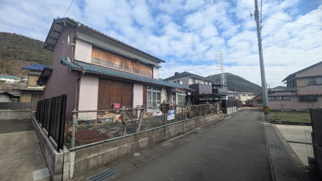 土地　若福町の前面道路含む現地写真