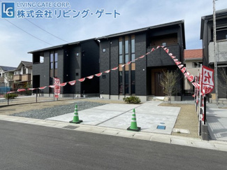 【外観】 | 甲府市下小河原 新築戸建 4LDK スキップフロア 基礎収納