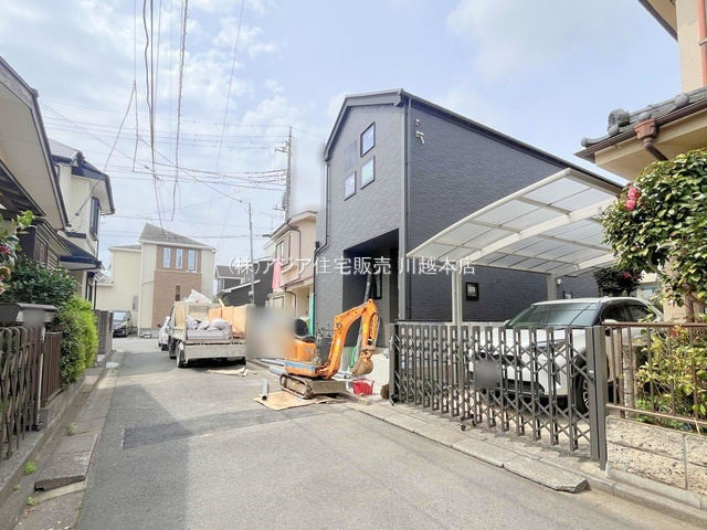 月々６万円台～　新築戸建　川越市安比奈新田２期の前面道路含む現地写真|南東側4.2ｍ公道！北西側4.44ｍ公道！それぞれ8ｍ以上の接道です！