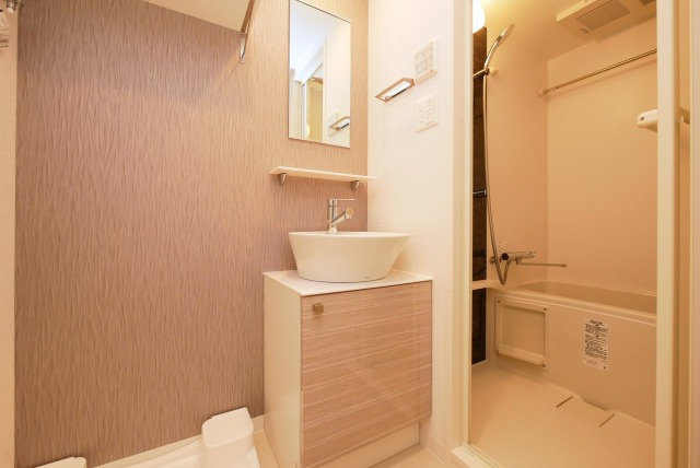 エスリード大阪フェリスの独立洗面台