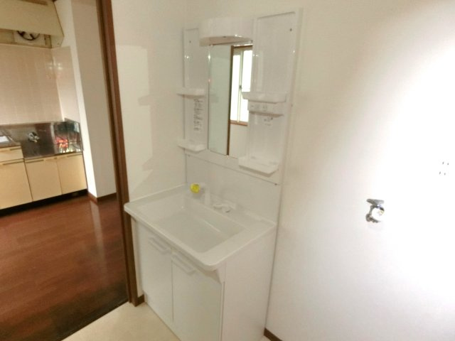 さくらハイツの独立洗面台