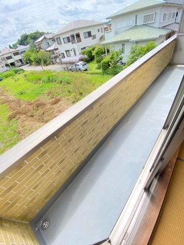 【バルコニー】