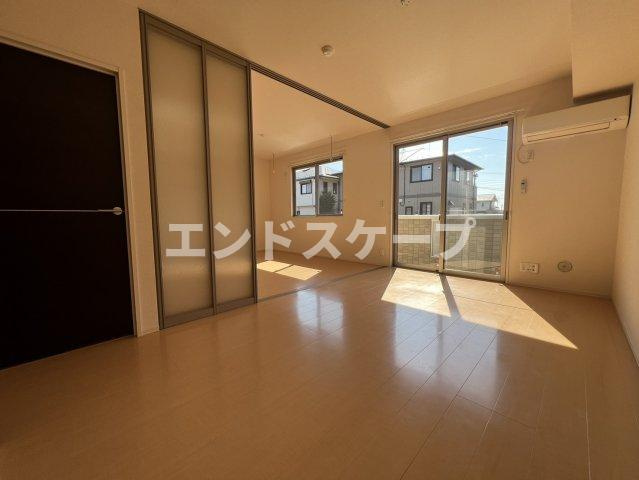 レーブ中泉の居間・リビング|高崎、前橋のお部屋探しはエンドスケープまで！お客様の理想お聞かせ下さい♪