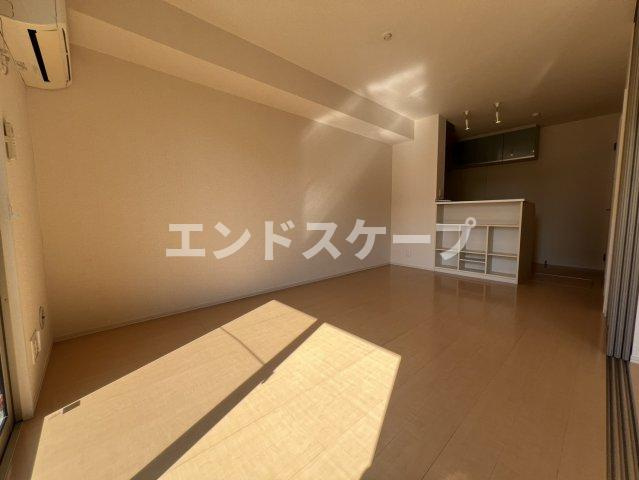 レーブ中泉の居間・リビング|高崎、前橋のお部屋探しはエンドスケープまで！お客様の理想お聞かせ下さい♪