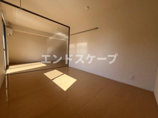 レーブ中泉の居間・リビング|高崎、前橋のお部屋探しはエンドスケープまで！お客様の理想お聞かせ下さい♪