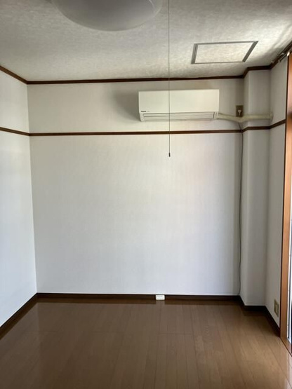【寝室】