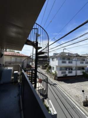 【その他共用部分】 | ライトが付く螺旋階段　