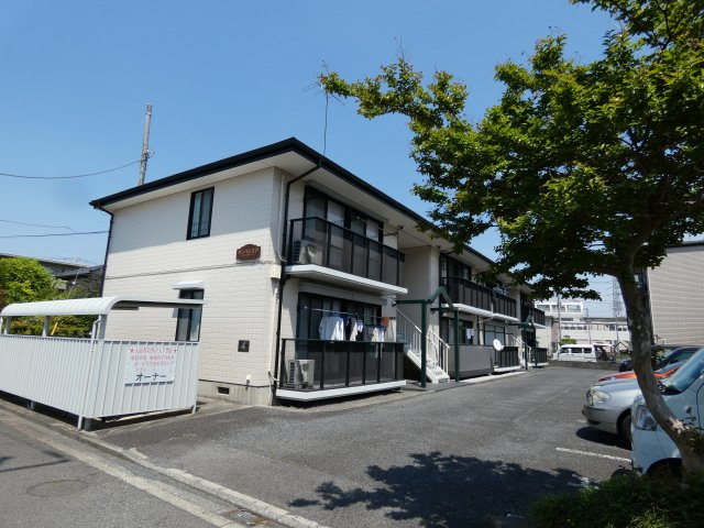 サンパレスFの外観
