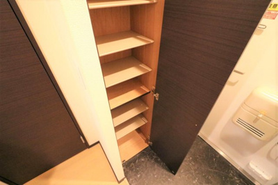 【玄関】 | クレイノミューズⅡ