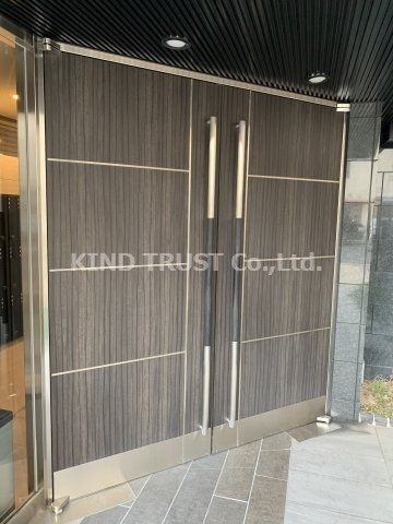 グランカリテ天神橋Ⅱのエントランス